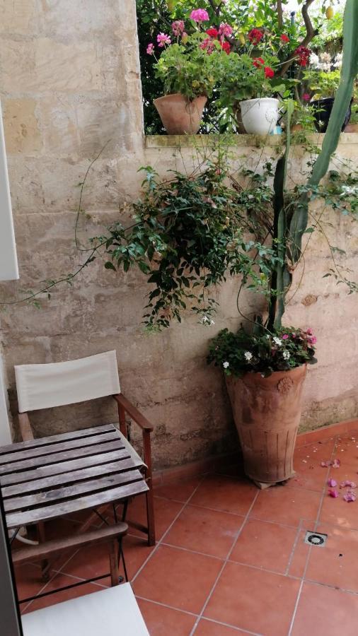 Le Volte Di San Leonardo Apartment Lecce Luaran gambar